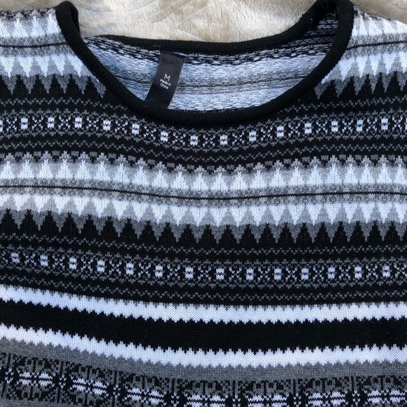 Sweater Dress. Big Girl Size Medium (8-10). - Picture 2 of 7